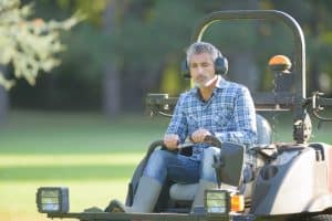 How to stay safe while mowing the lawn in Lima, Ohio