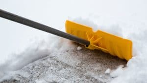 Snow shoveling tips for a stress-free experience